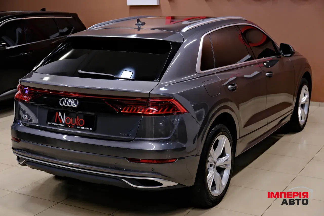Audi Q8 - фото 5