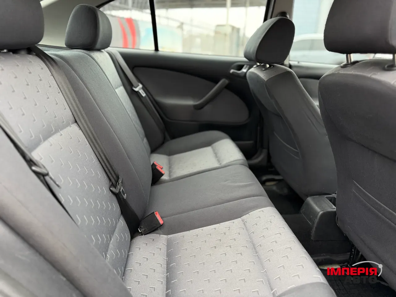 Skoda Octavia - фото 9