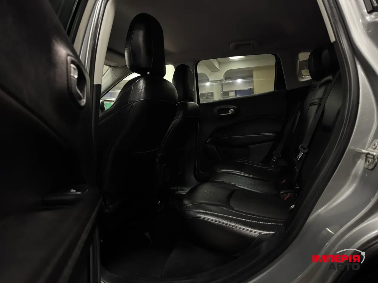 Jeep Compass - фото 9