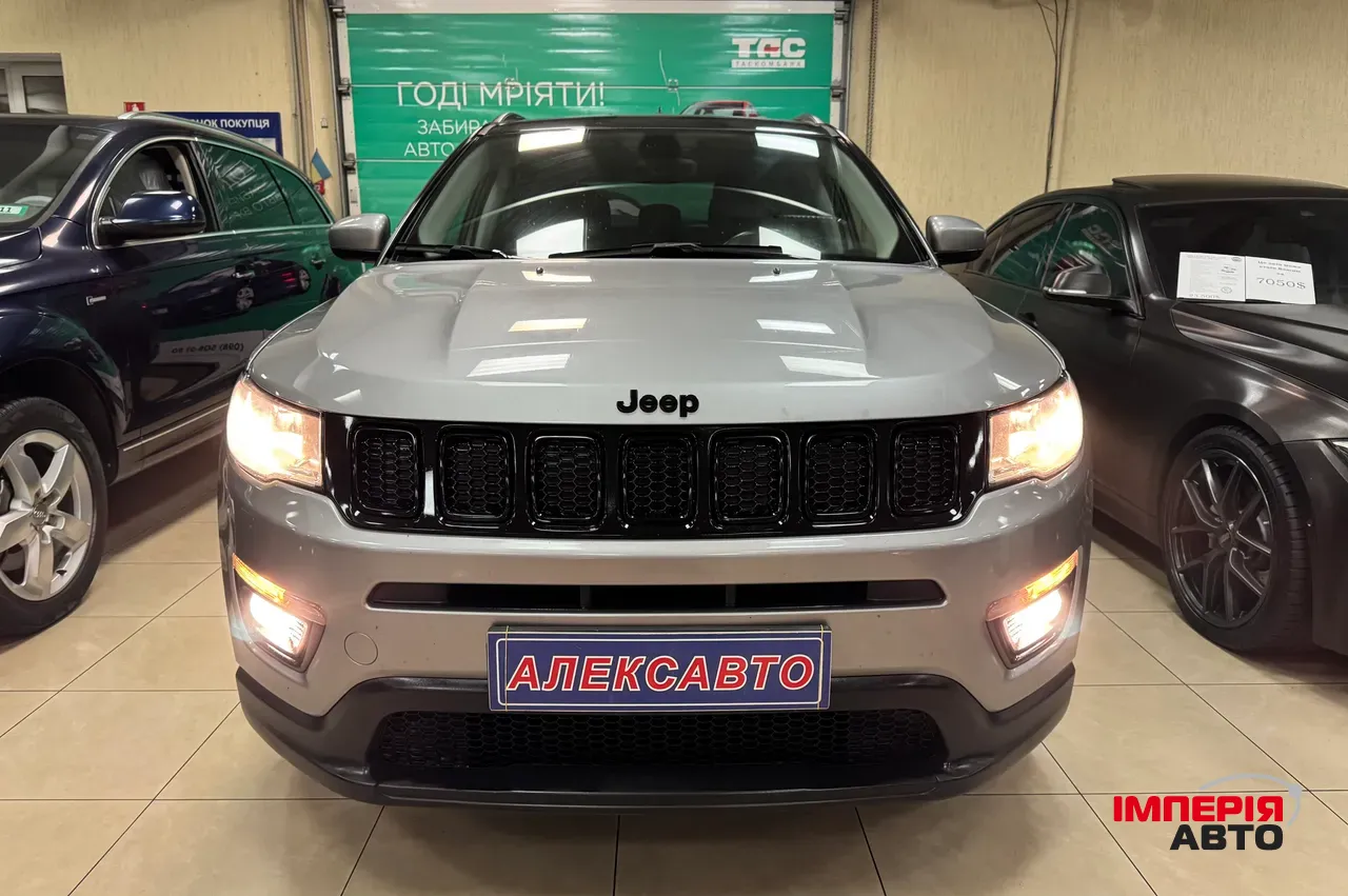 Jeep Compass - фото 7