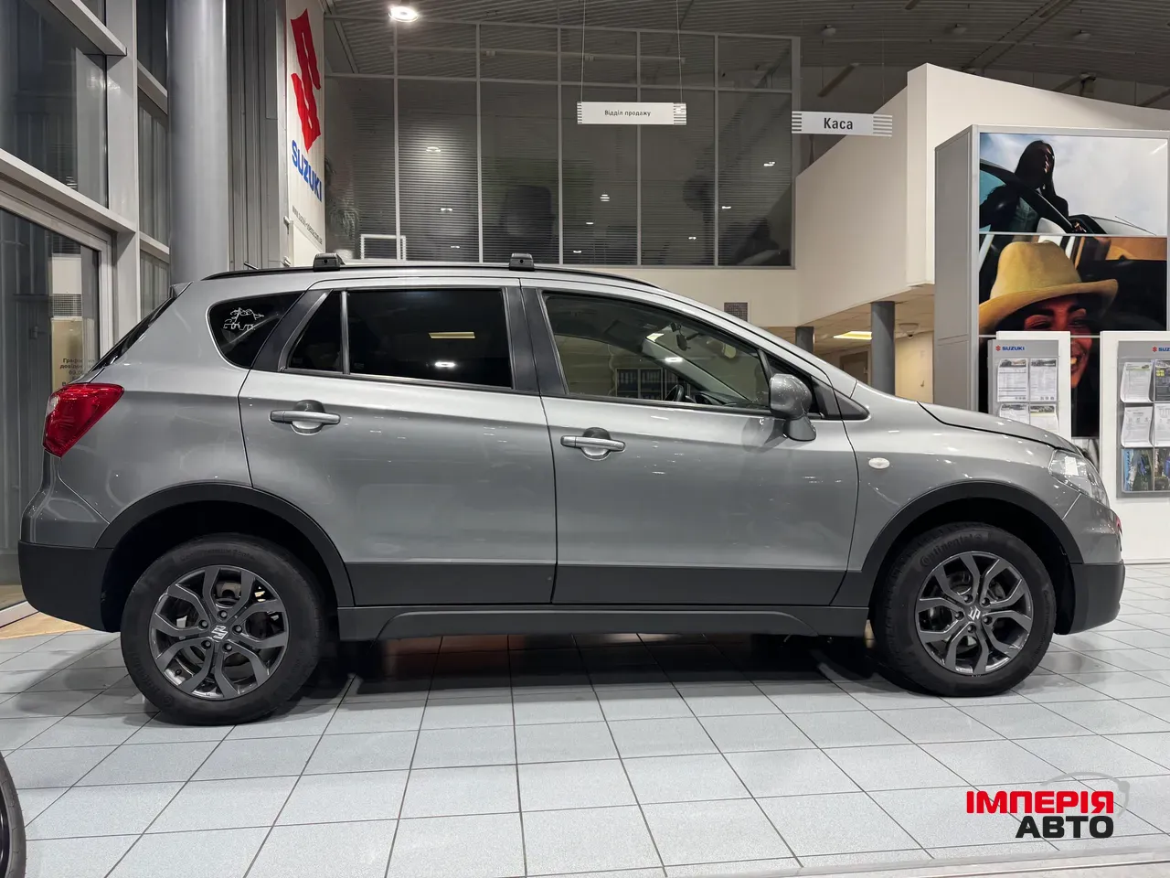 Suzuki SX4 - фото 11