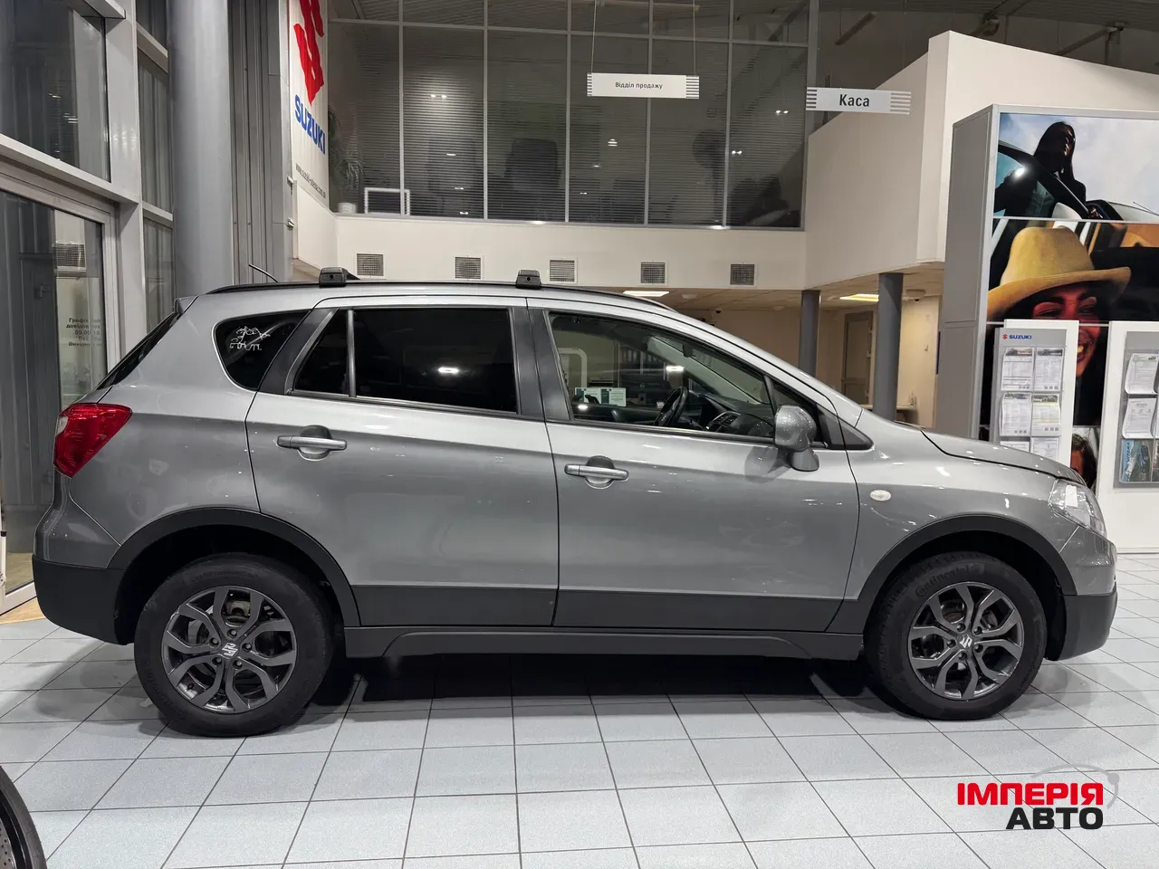 Suzuki SX4 - фото 10