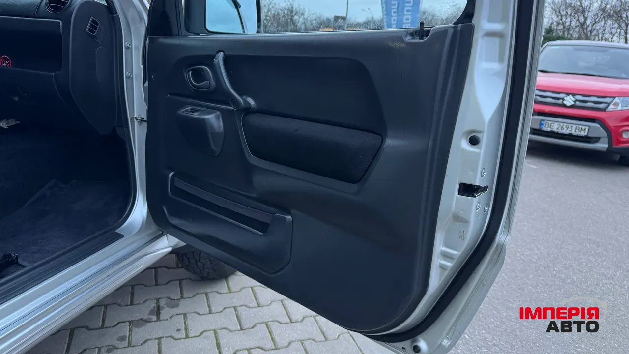 Suzuki Jimny - фото 45