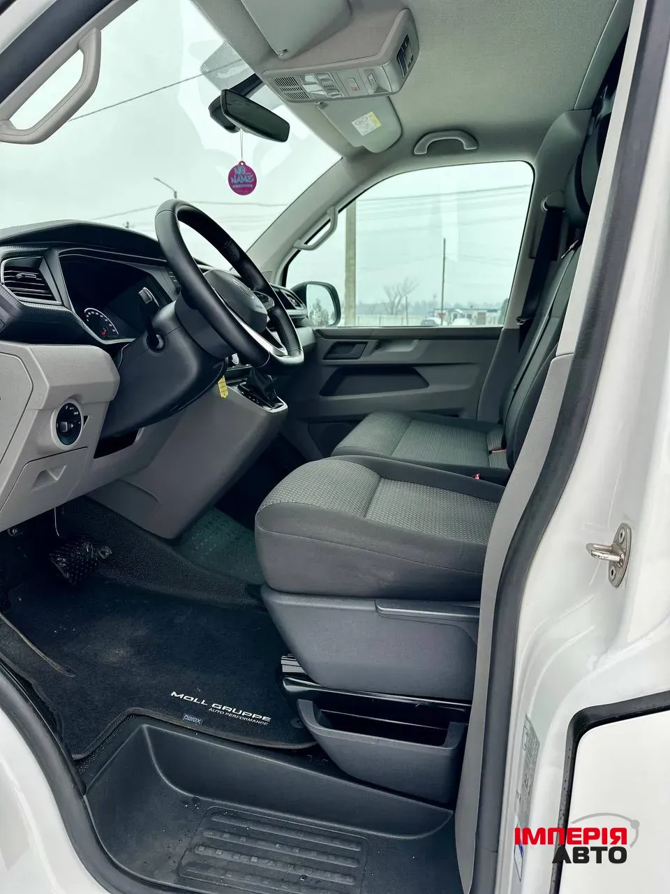 Volkswagen Transporter - фото 18