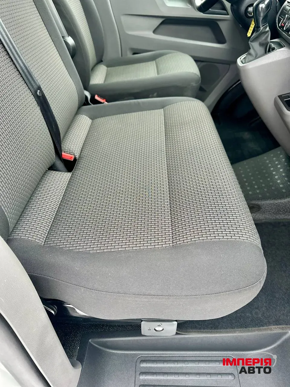 Volkswagen Transporter - фото 22