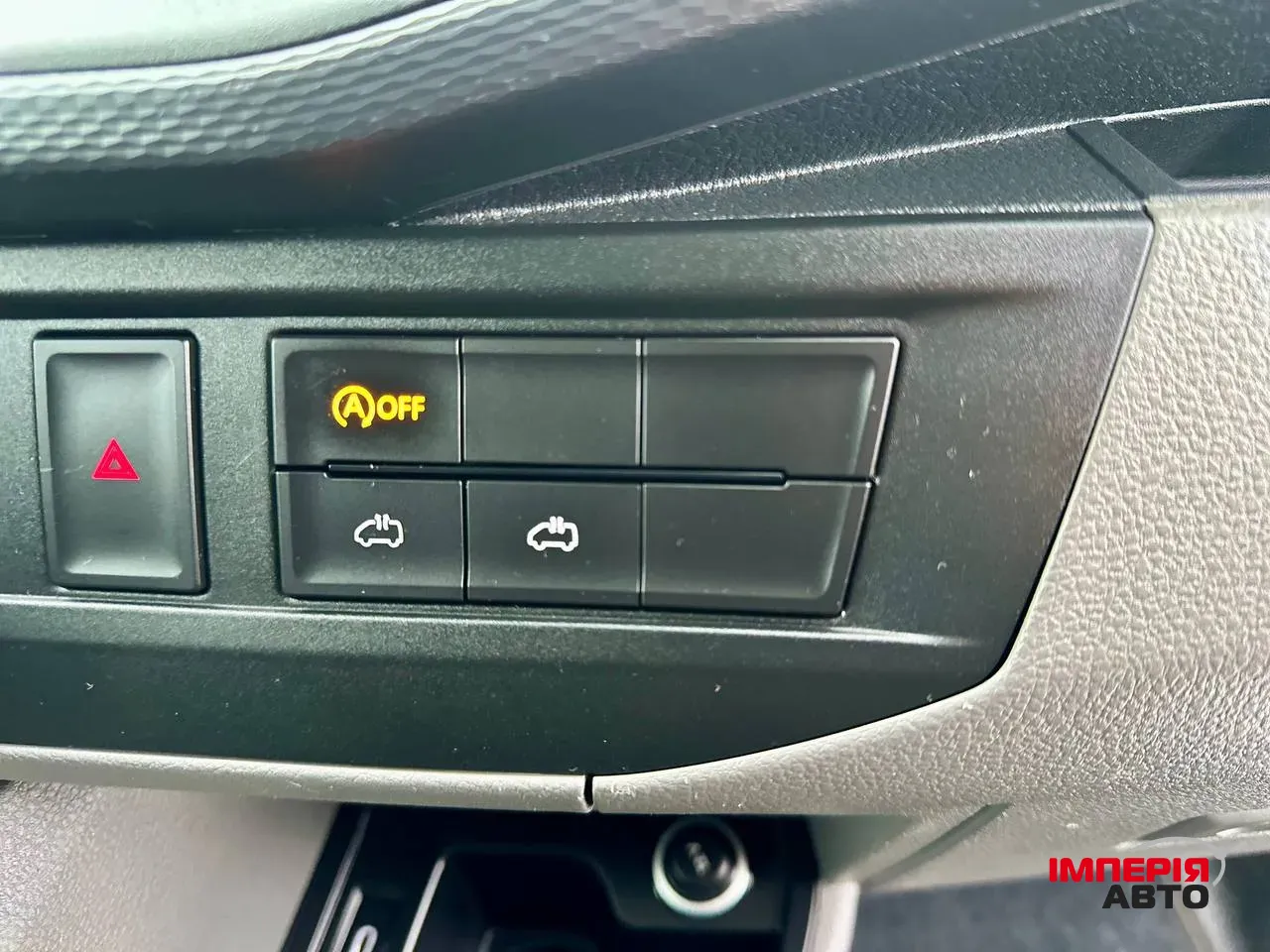 Volkswagen Transporter - фото 26