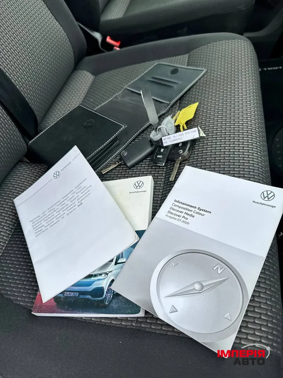 Volkswagen Transporter - фото 37