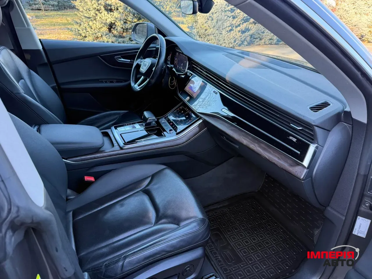 Audi Q8 - фото 32