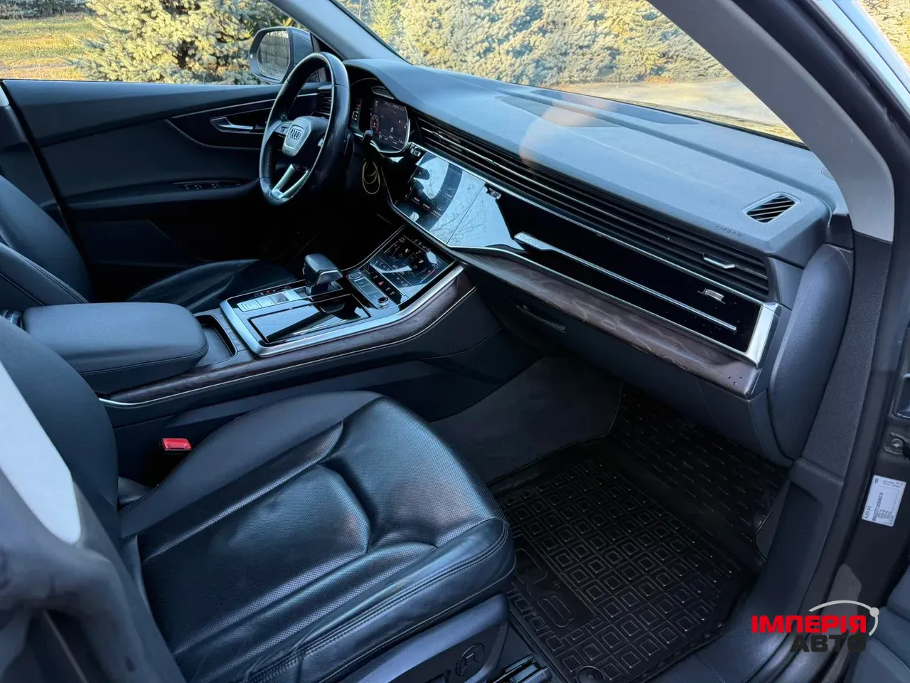 Audi Q8 - фото 22