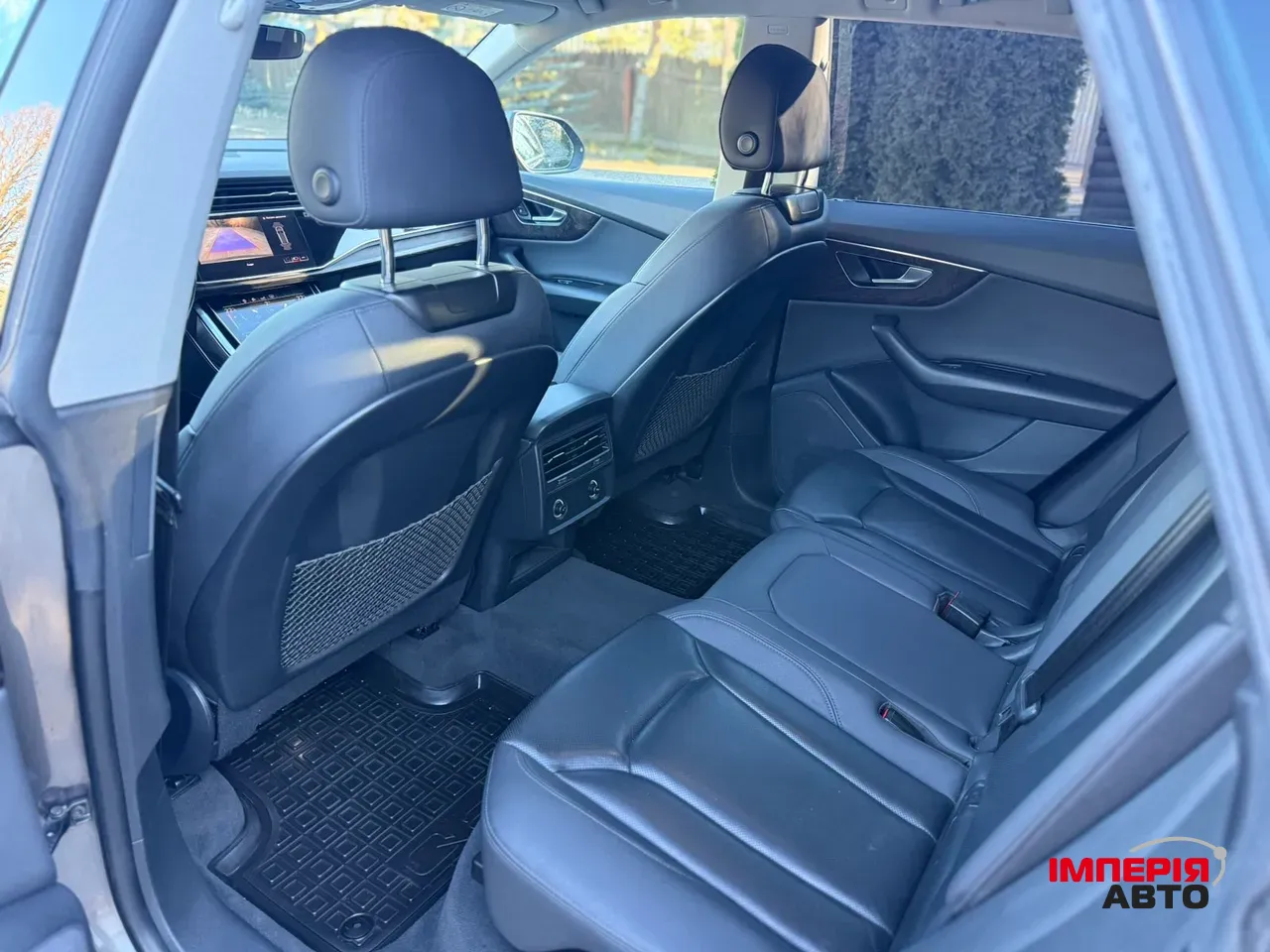 Audi Q8 - фото 20