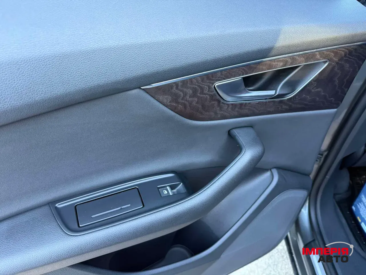 Audi Q8 - фото 24