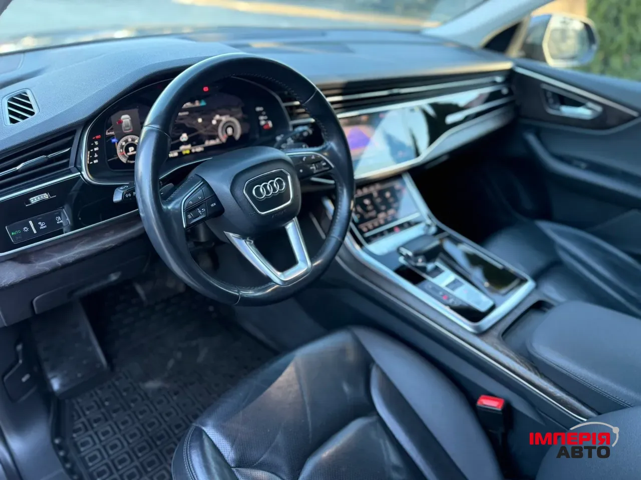 Audi Q8 - фото 17