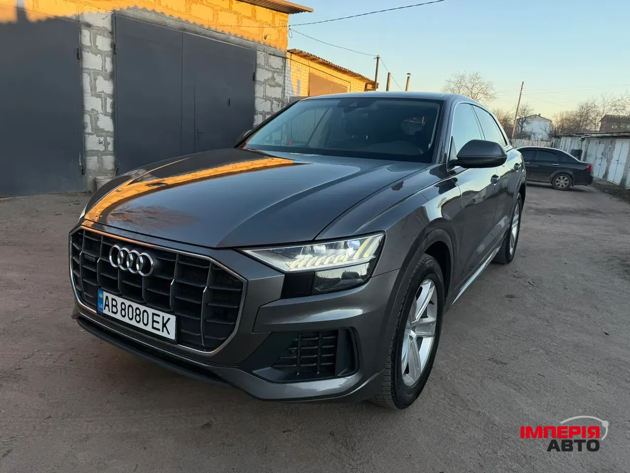 Audi Q8 - фото 34