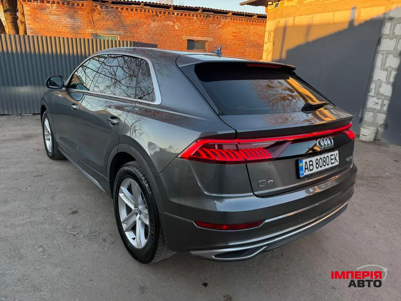 Audi Q8 - фото 36