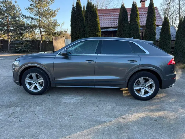Audi Q8 - фото 4