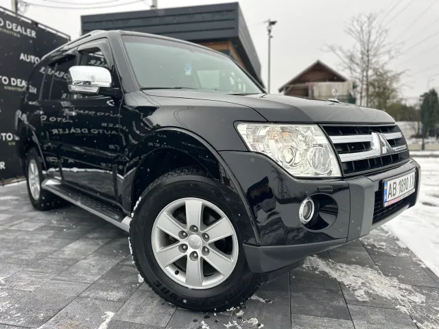 Mitsubishi Pajero - фото 1