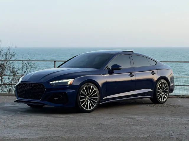 Audi A5 - фото 1