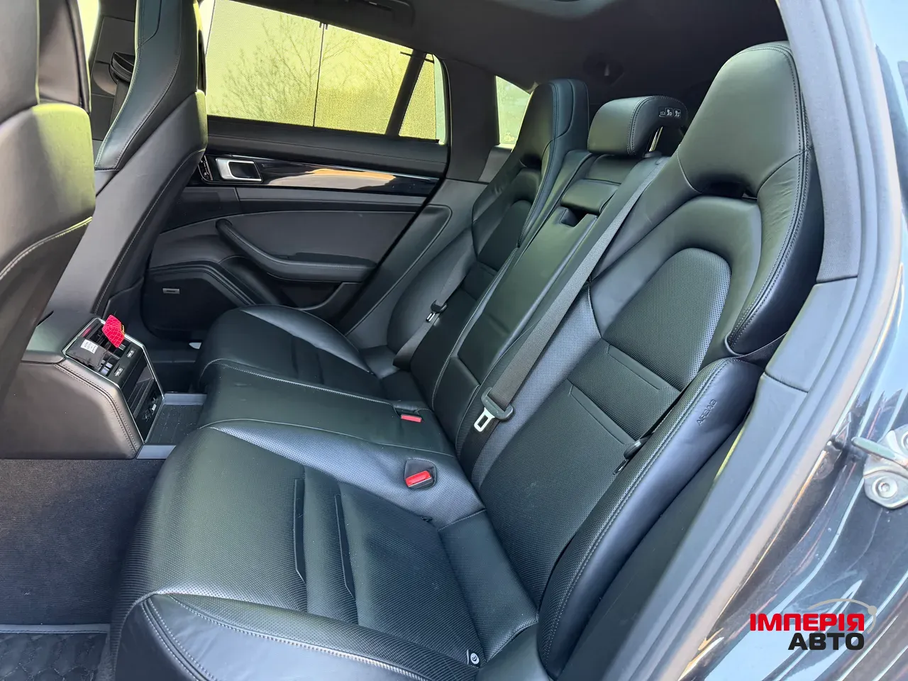 Porsche Panamera - фото 24