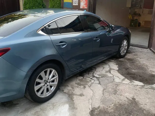Mazda 6 - фото 3