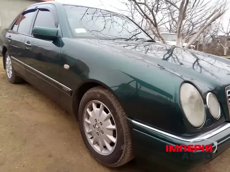 Mercedes-Benz E-Класс - фото 2