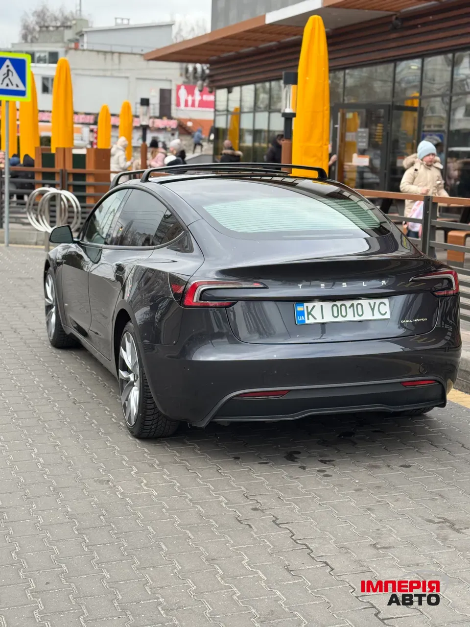 Tesla Model 3 - фото 17
