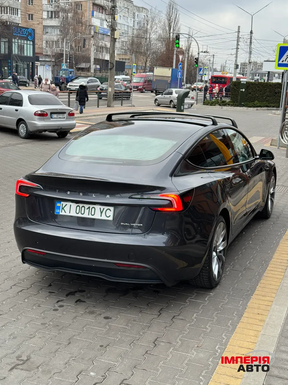 Tesla Model 3 - фото 4