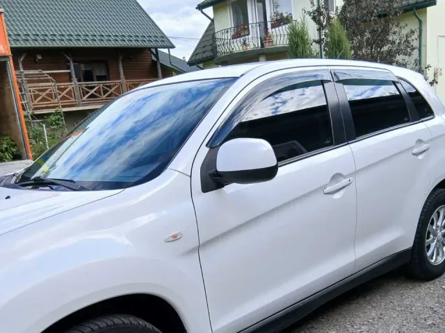 Mitsubishi RVR - фото 4