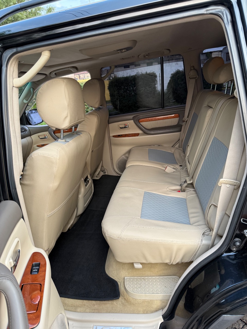 Lexus LX - фото 3