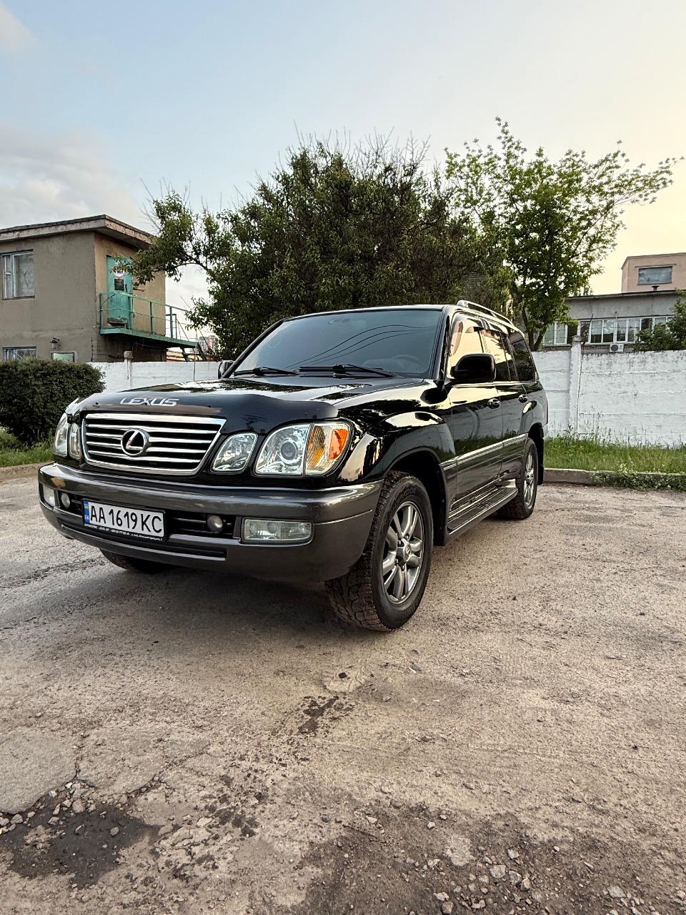 Lexus LX - фото 18