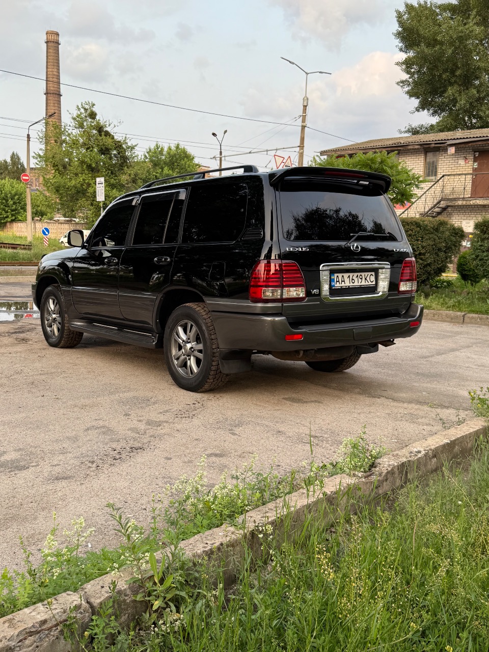 Lexus LX - фото 10