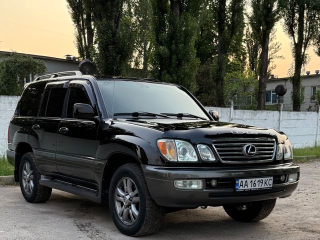 Lexus LX - фото 3