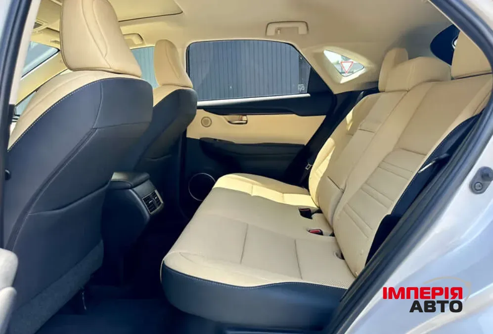 Lexus NX - фото 14