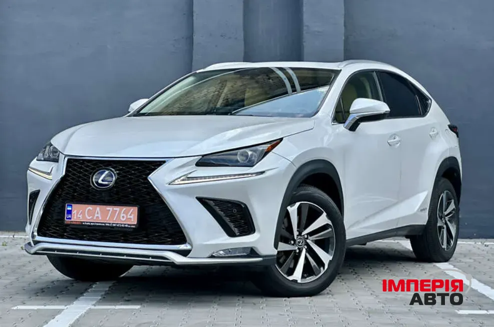 Lexus NX - фото 3