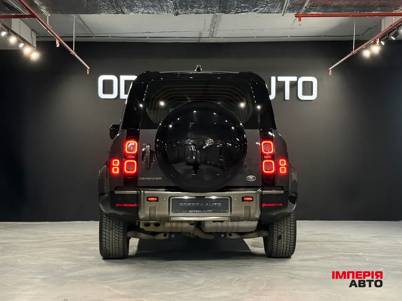 Land Rover Defender - фото 9