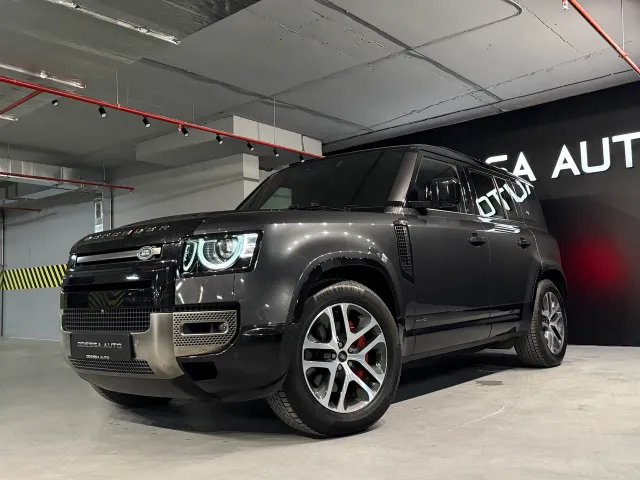 Land Rover Defender - фото 1