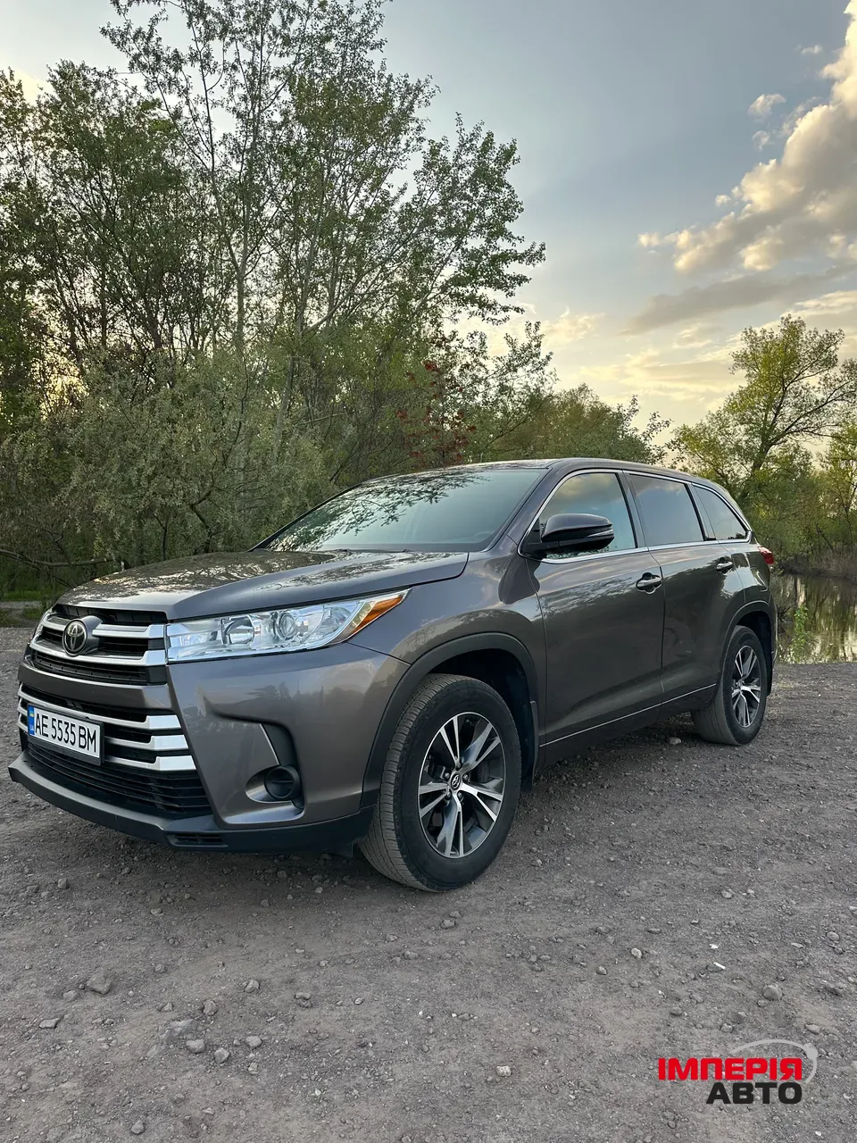 Toyota Highlander - фото 2