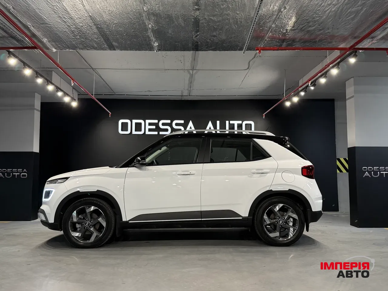 Hyundai Venue - фото 7