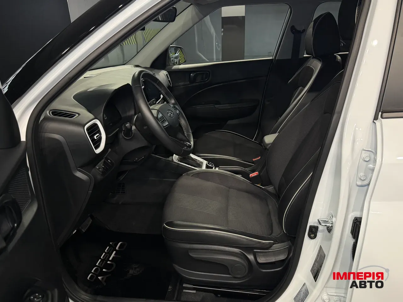 Hyundai Venue - фото 17