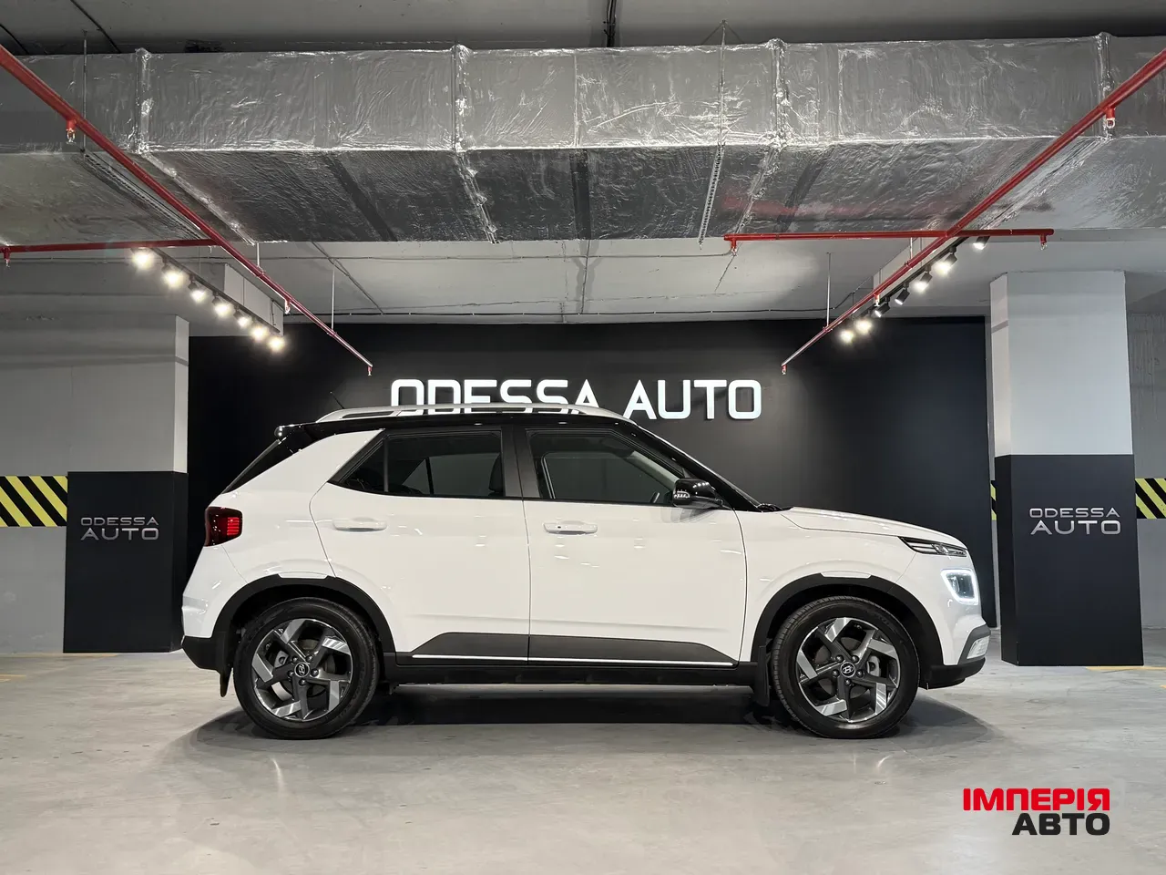 Hyundai Venue - фото 8