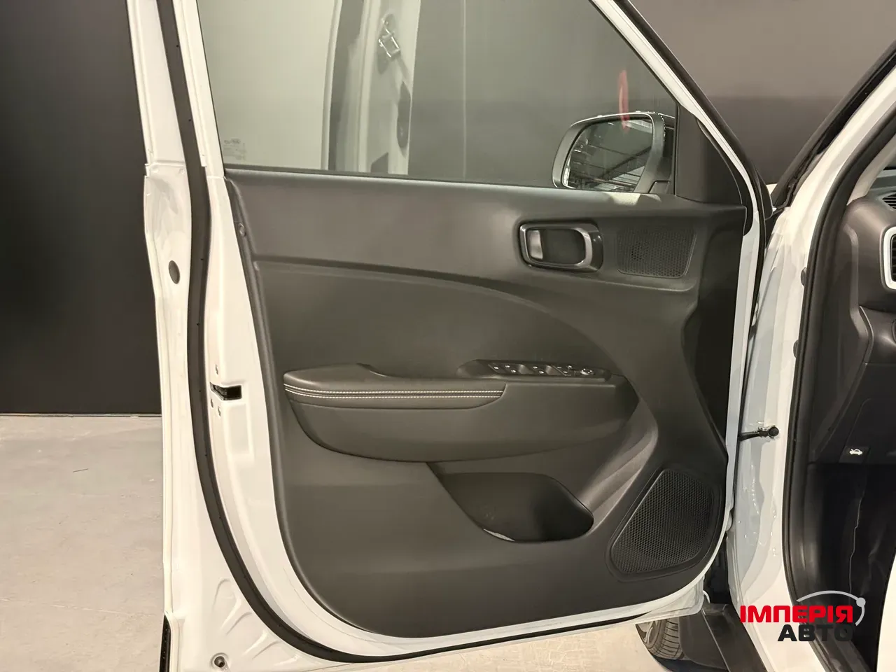 Hyundai Venue - фото 15