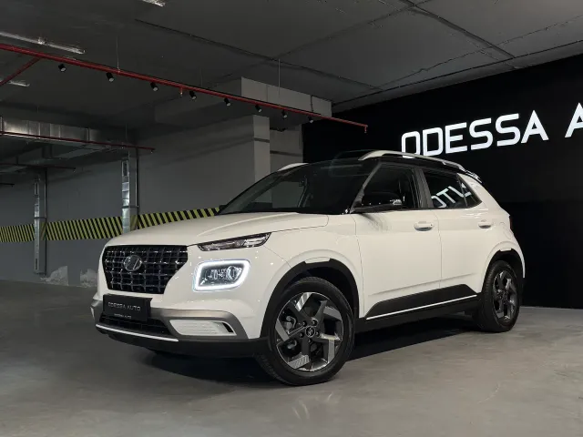 Hyundai Venue - фото 1