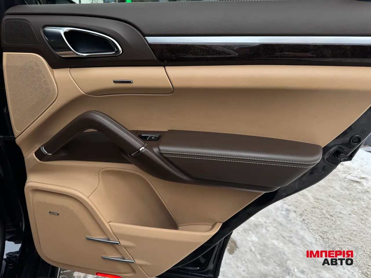 Porsche Cayenne - фото 25