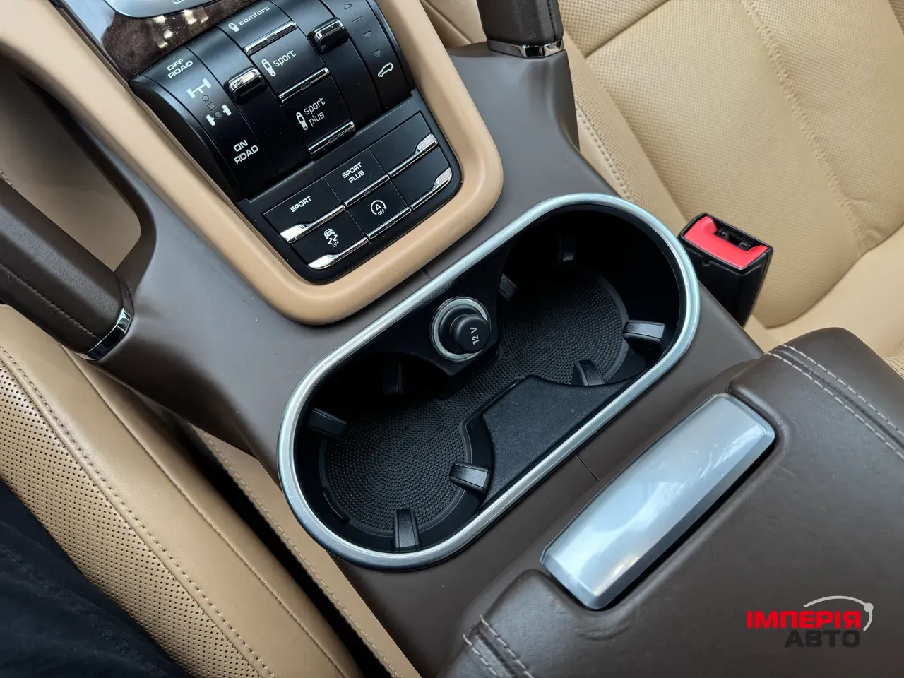 Porsche Cayenne - фото 58