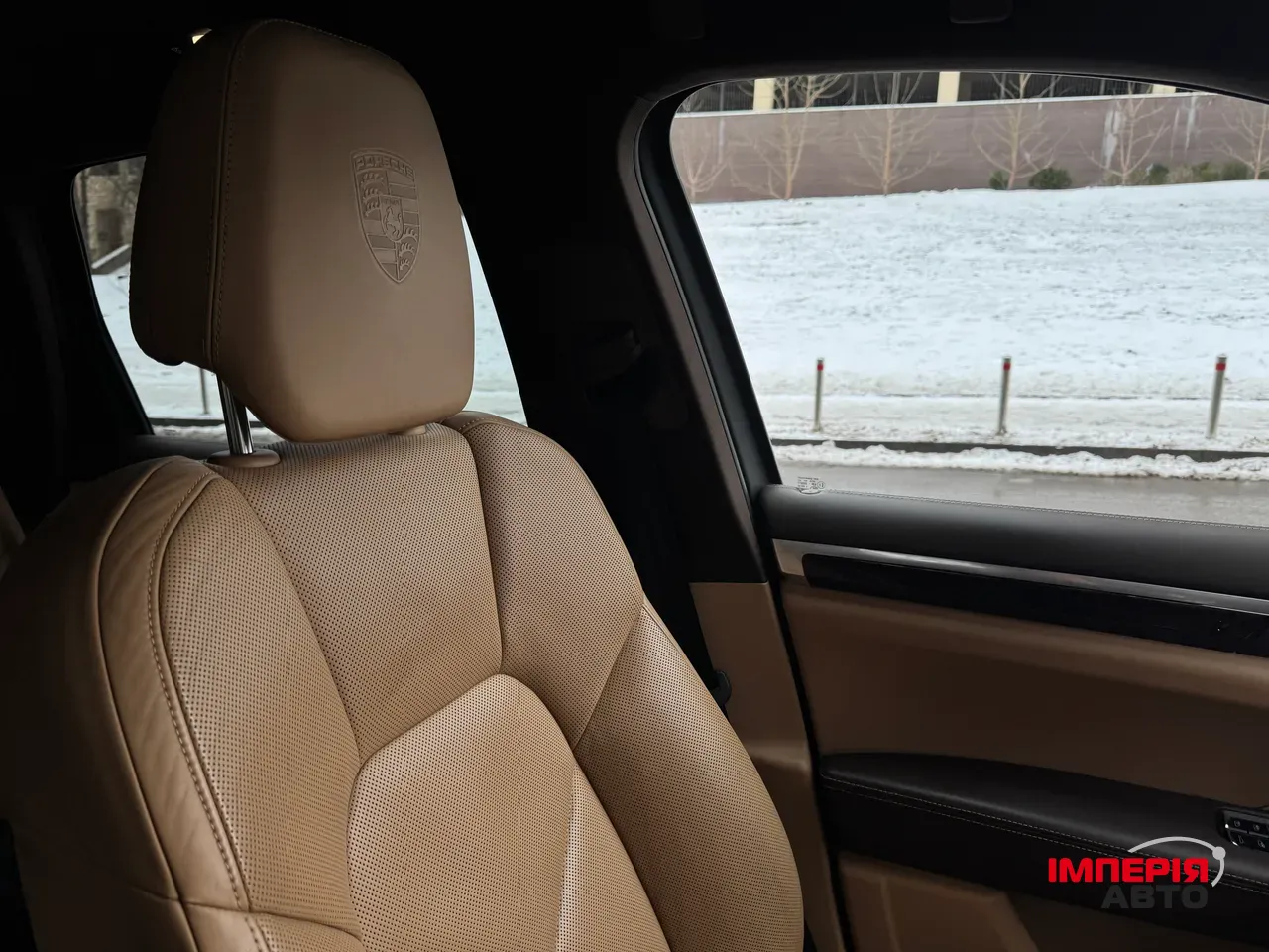 Porsche Cayenne - фото 27