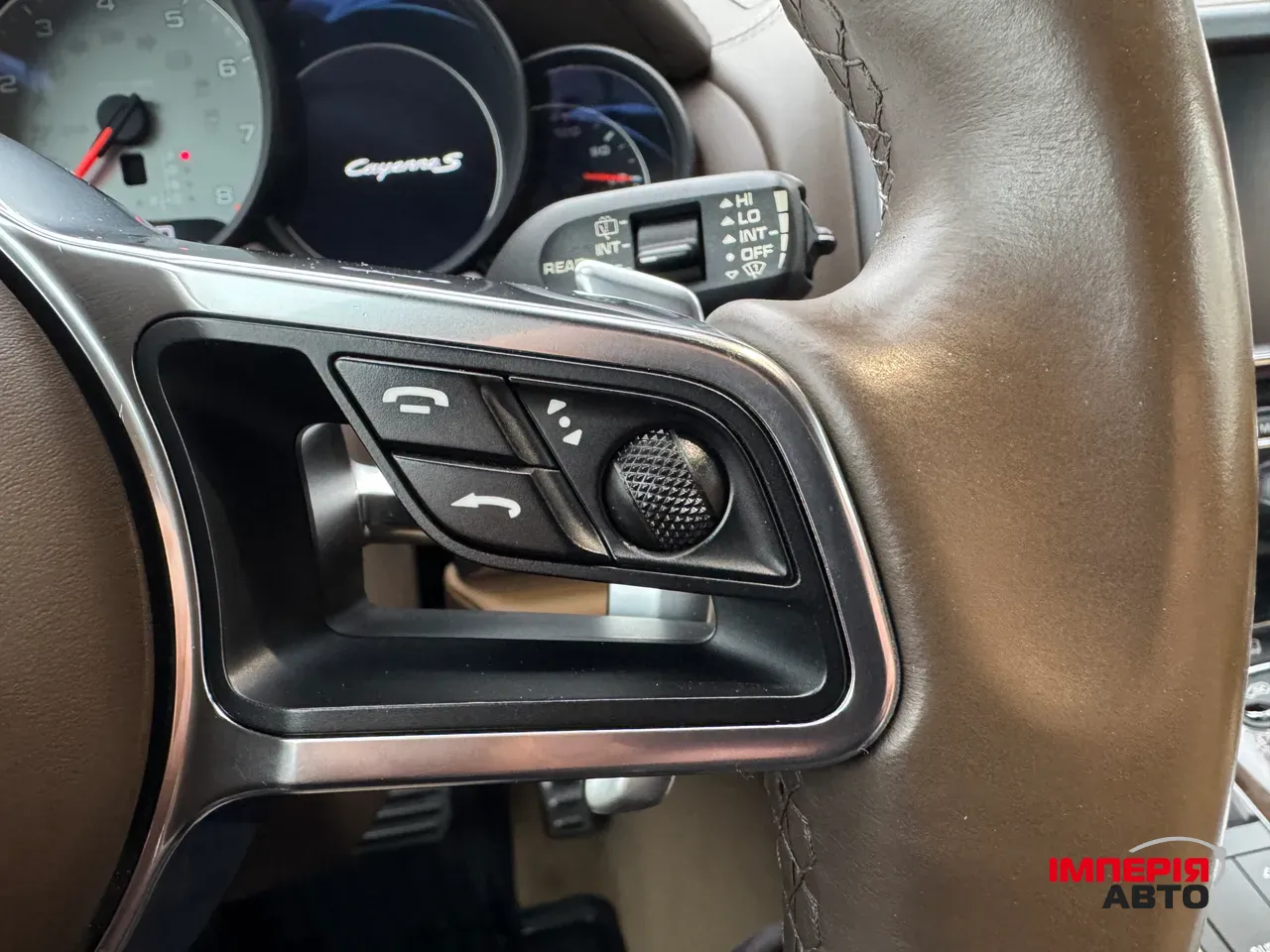 Porsche Cayenne - фото 7