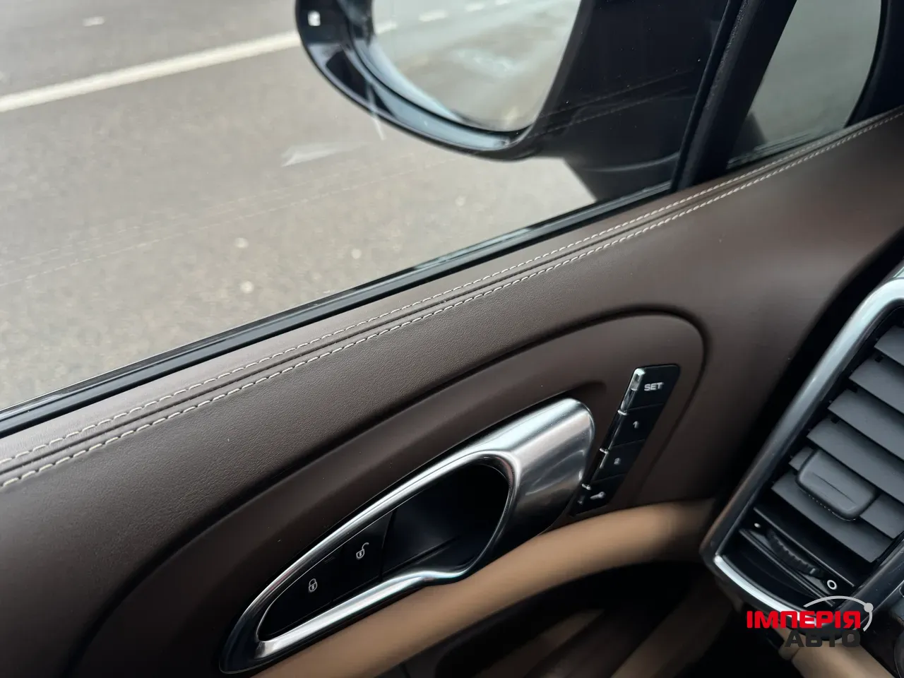 Porsche Cayenne - фото 41