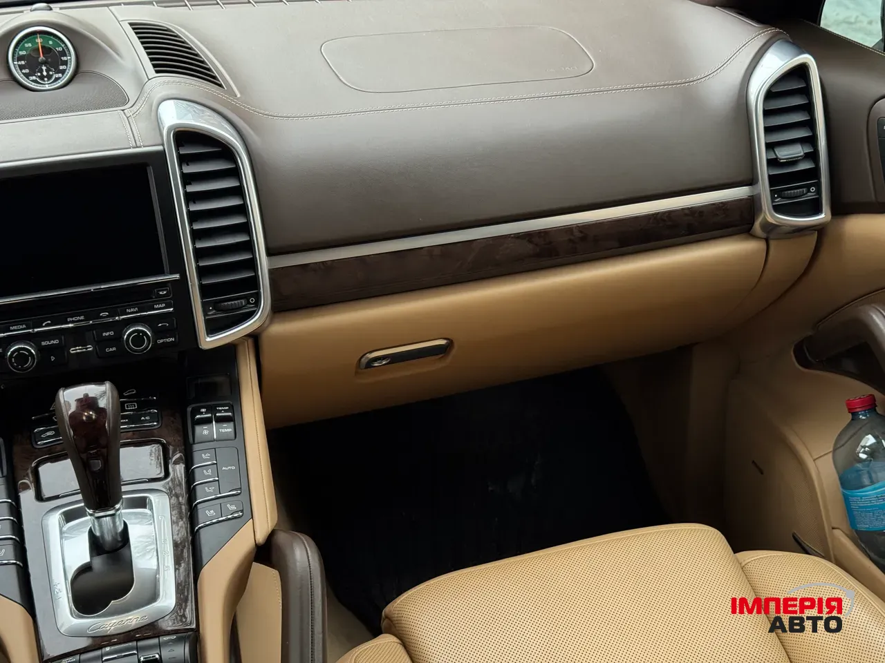 Porsche Cayenne - фото 15