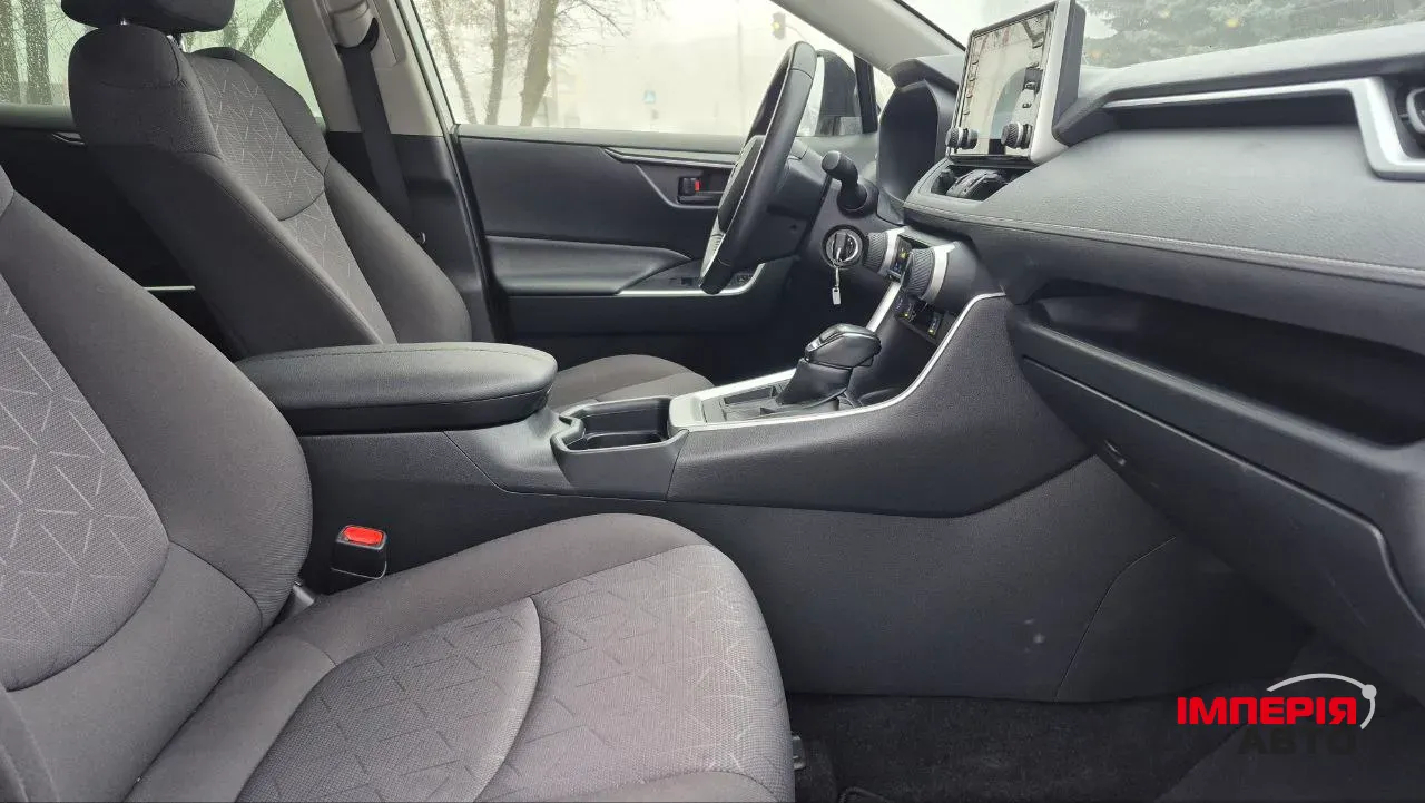 Toyota RAV4 - фото 20