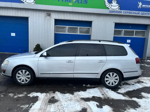 Volkswagen Passat - фото 2