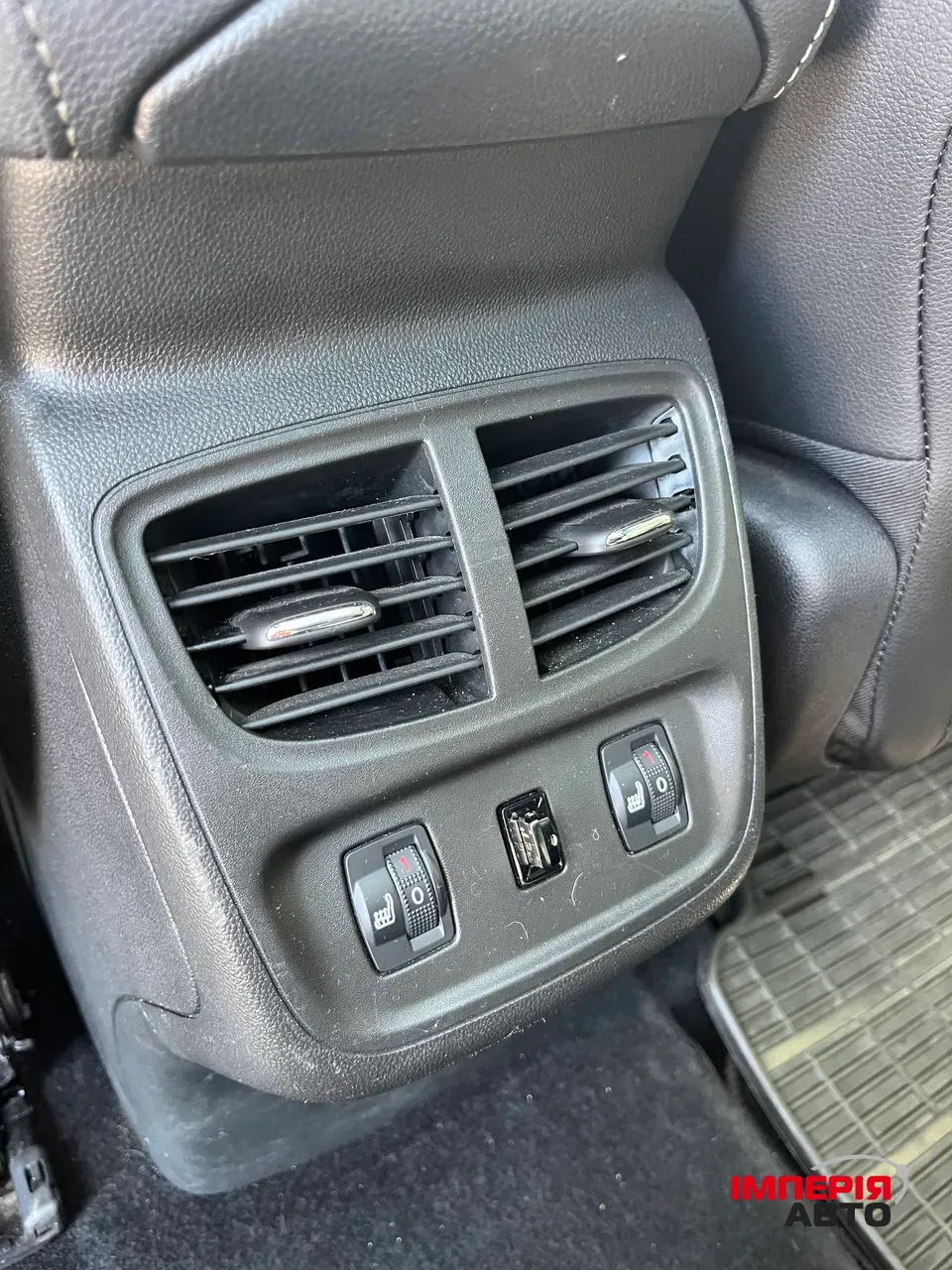 Opel Grandland X - фото 8